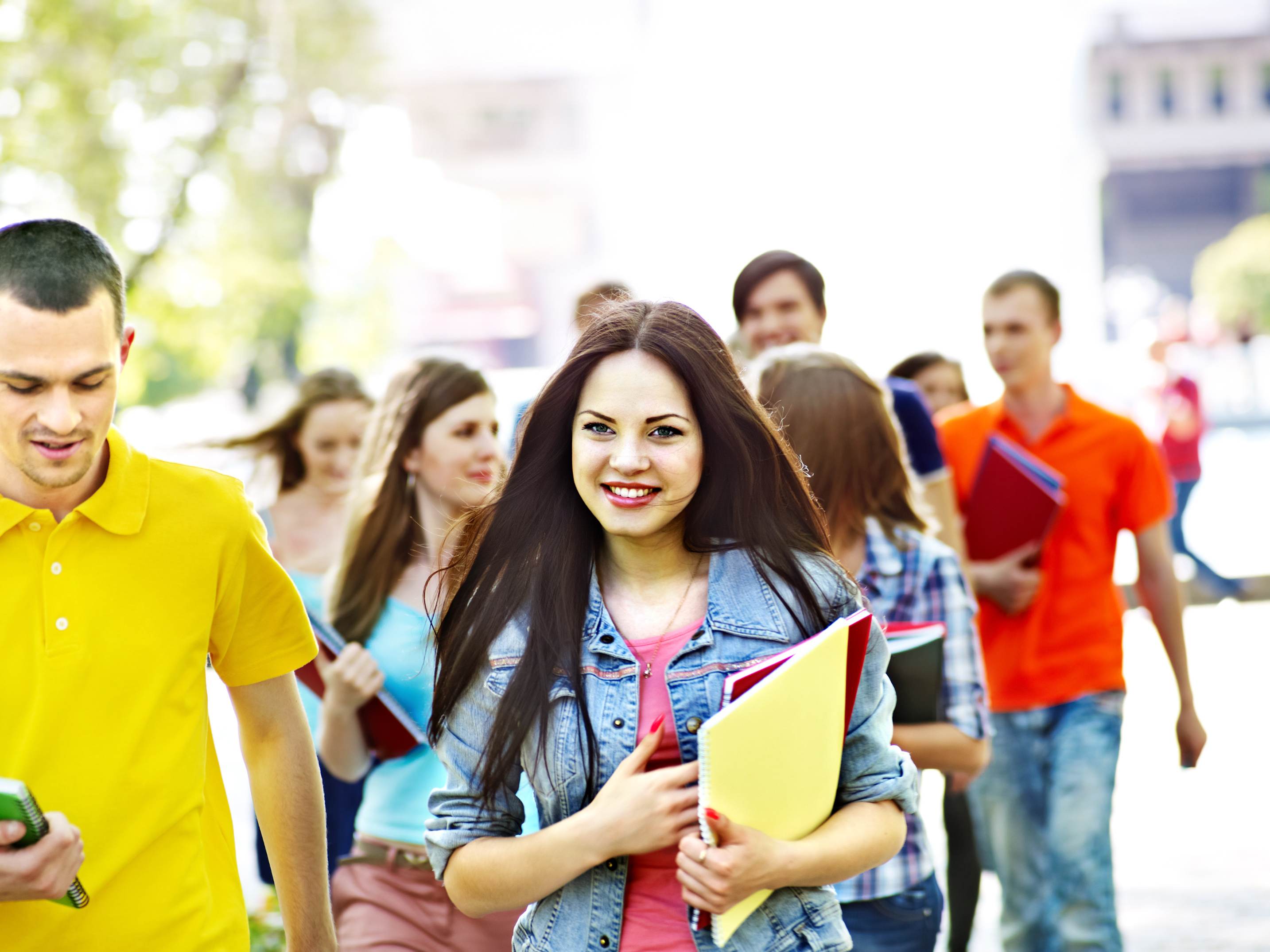 College students. Студенты за границей. Студенты фото. Наши студенты за границей. Студенты за рубежом Сток.