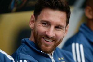 messi barba01